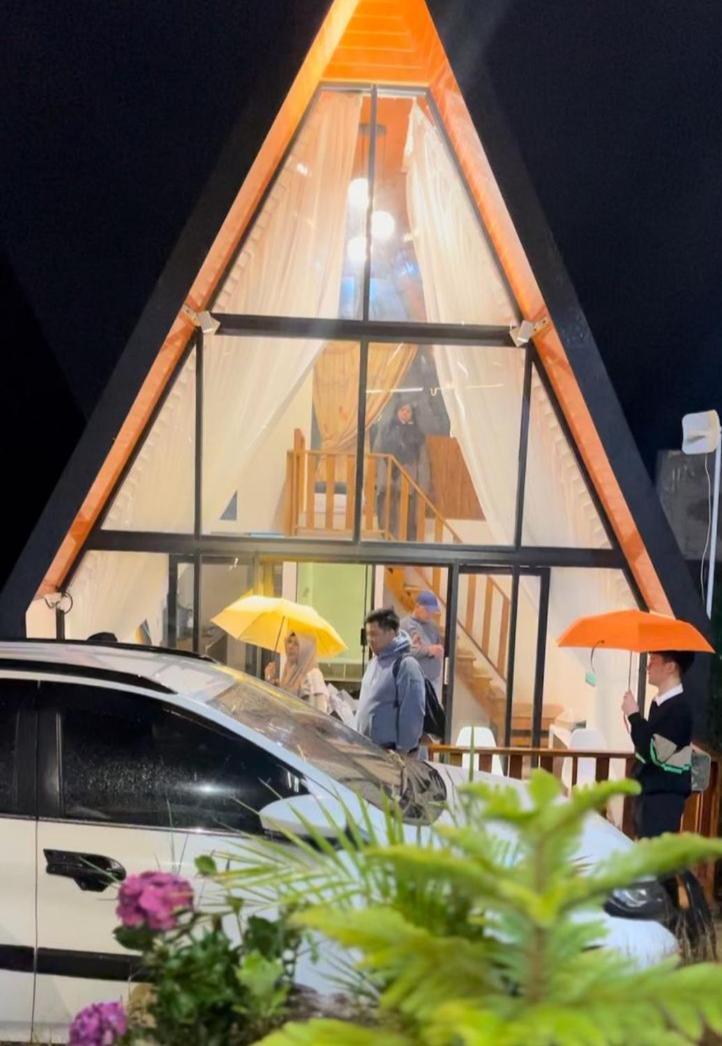 Agriya Lubis Cabin Diyeng Luaran gambar